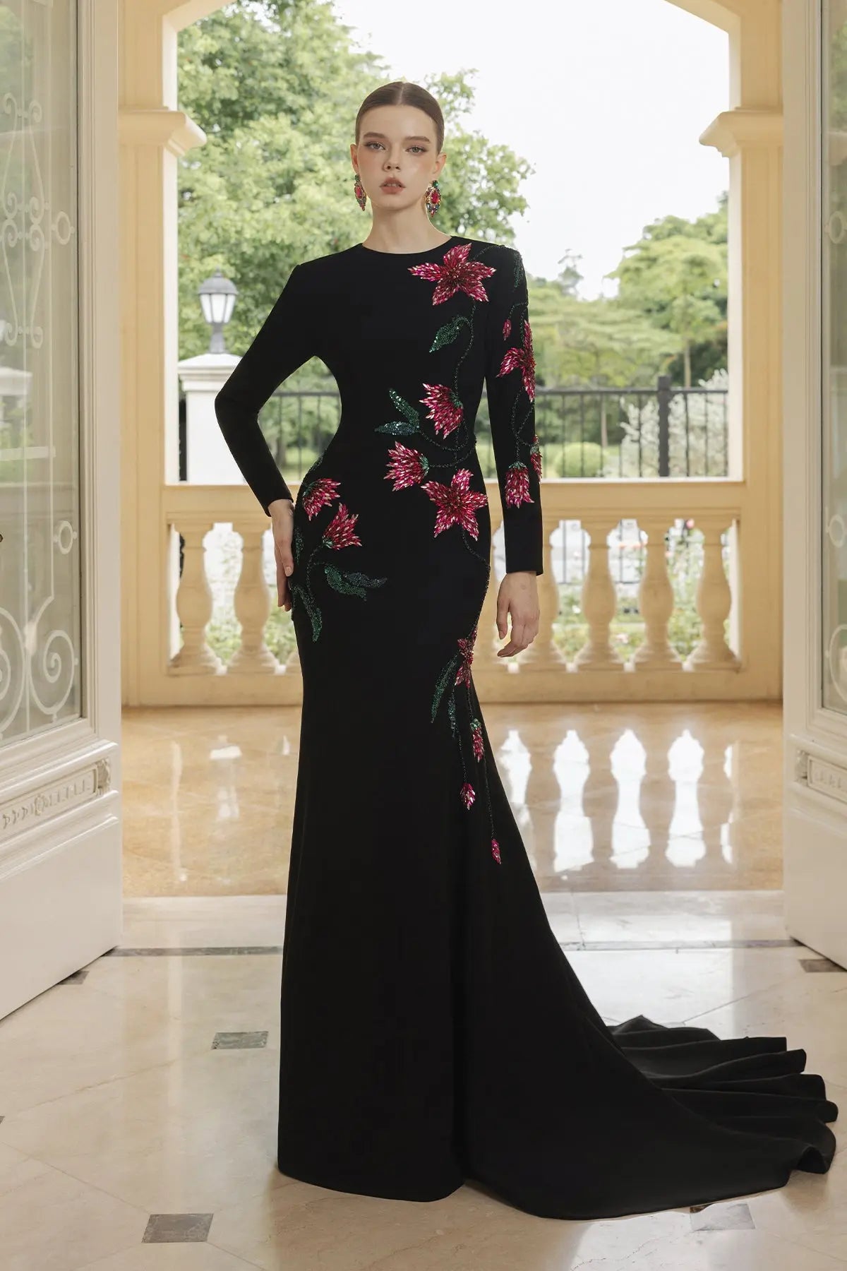 Shaira Fashion Black Black BLOOMING FISHTAIL GOWN XL